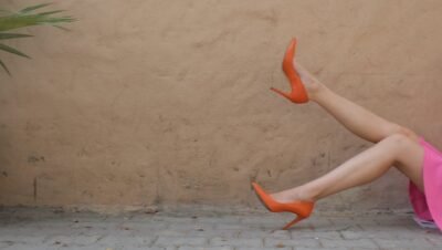 Tendências de scarpin, sandálias e flats que valem o investimento